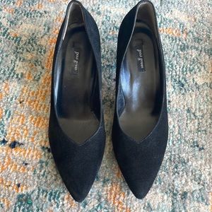 Paul Green Black Suede Pump, Size 9 (never worn)
